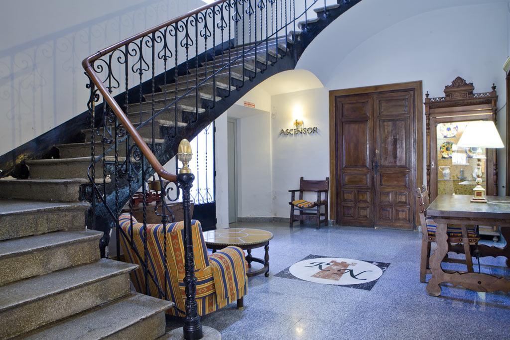 Hotel Rey Nino Ávila Exterior foto